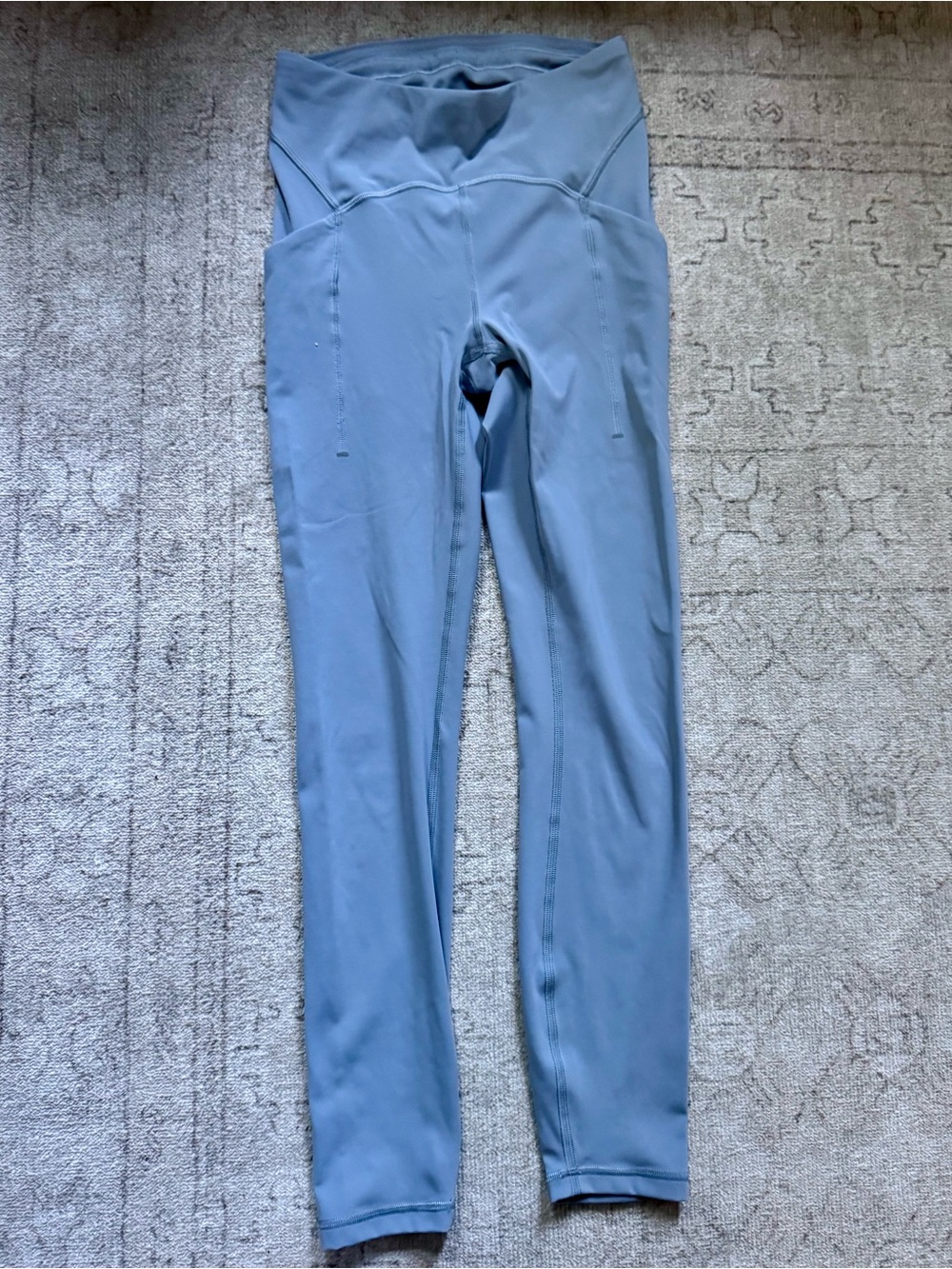 lululemon Power Thru High-Rise Tight 25" - Size 4